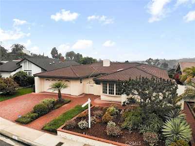 241 Calle Pueblo San Clemente, CA 92672