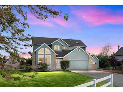 24600 NE Hummingbird CT Newberg, OR 97132