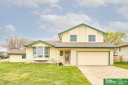 10012 S 9th Circle Bellevue, NE 68123