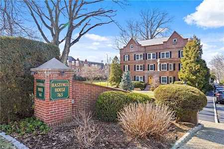 765 N Broadway #10I Hastings-On-Hudson, NY 10706
