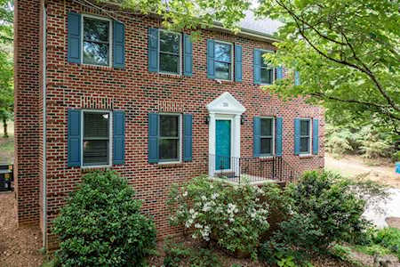 211 Fox Ridge Ln Hickory, NC 28601