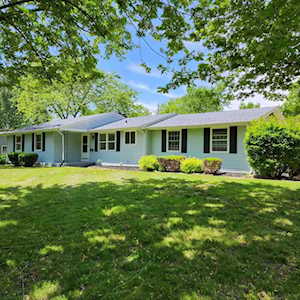 3827 Marigold Drive Fort Wayne, IN 46815