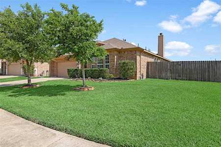 31802 Sydney Creek Dr Hockley, TX 77447