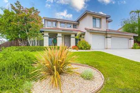 498 Shadow Tree Dr Oceanside, CA 92058