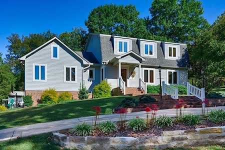 2249 Lewisburg Hwy Fayetteville, TN 37334