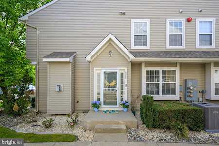 2202 Beacon Hill Dr Sicklerville, NJ 08081