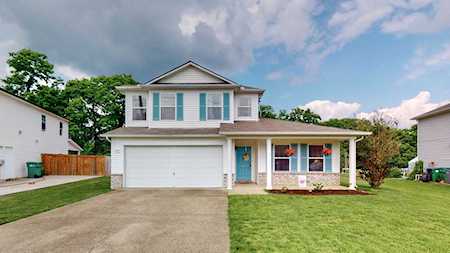 2749 Sutherland Dr Thompsons Station, TN 37179