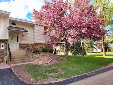 705 Evergreen Court Burnsville, MN 55337