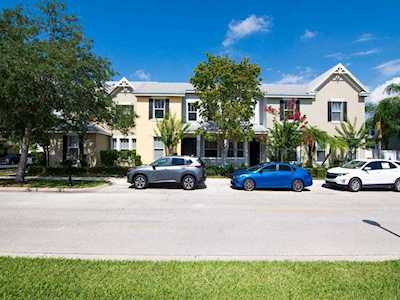 10635 SW Cam Run Port St Lucie, FL 34987