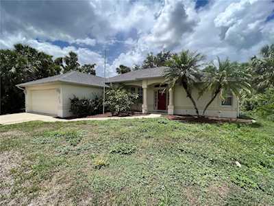 3138 Brewster Rd North Port, FL 34288