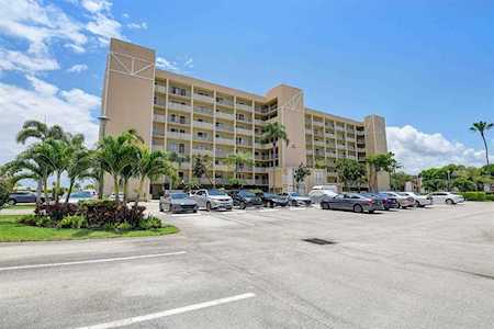 14476 Amberly Lane #101 Delray Beach, FL 33446