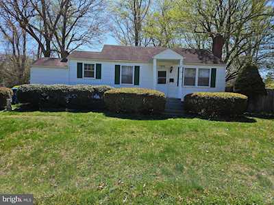 7809 Ridgewood Dr Annandale, VA 22003