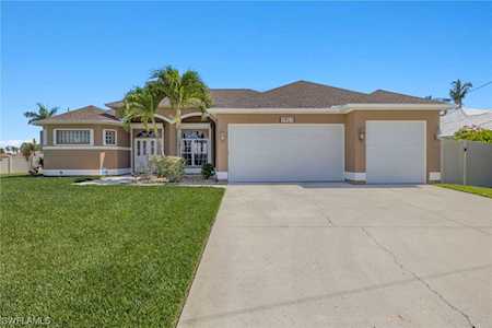1901 SE 23rd Terrace Cape Coral, FL 33990