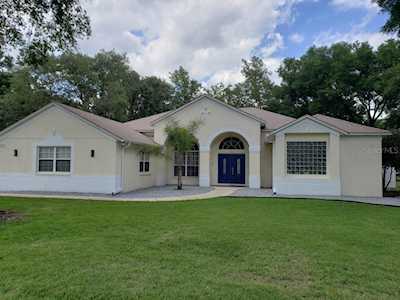 1523 Red Plum HOLLOW Deland, FL 32720