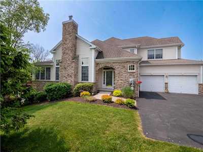 860 East Homestead Ln Easton, PA 18042