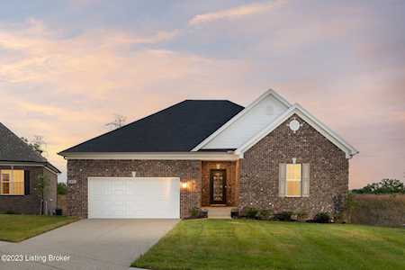 1415 Swan Creek Cir Louisville, KY 40299