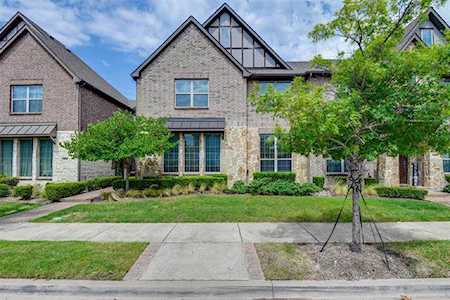 3906 Canton Jade Way Arlington, TX 76005