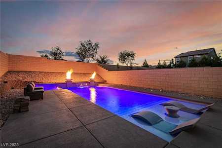 8753 Victoria Park St Las Vegas, NV 89148