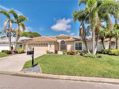 9450 Old Hickory Circle Fort Myers, FL 33912