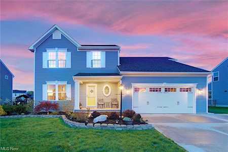 9385 Winfield Ln North Ridgeville, OH 44039