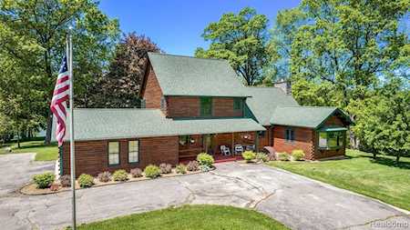 13410 Lakebrook Dr Tyrone Twp, MI 48430