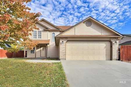 9318 W Wakefield St Garden City, ID 83714