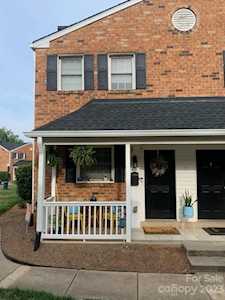 1336 Green Oaks Ln Charlotte, NC 28205