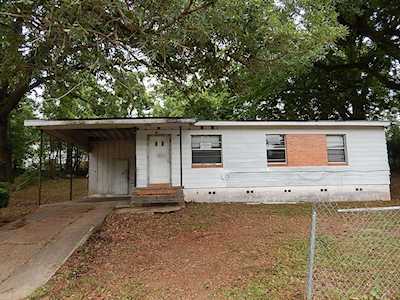 1113 Joe Louis St Tallahassee, FL 32304