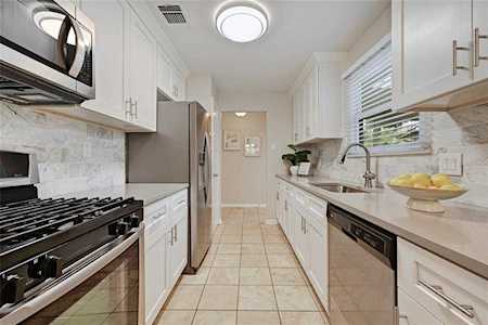 500 Krebs LN Austin, TX 78704