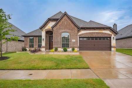 350 Wolf Creek Drive Waxahachie, TX 75165