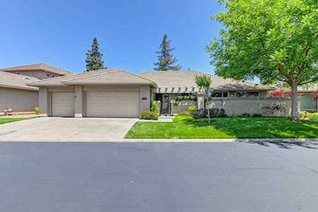 9535 Golf Course Lane Elk Grove, CA 95758