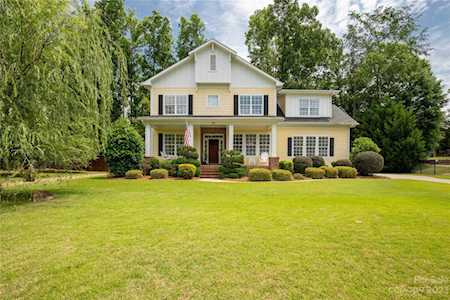 434 Leaf Arbor Ct Lake Wylie, SC 29710