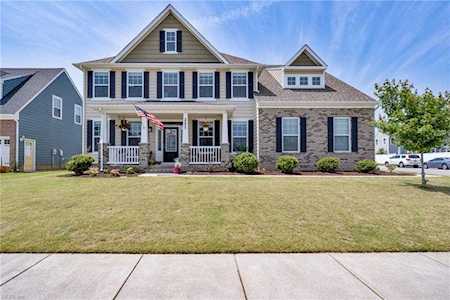 2235 Beeblossom Ln Chesapeake, VA 23323