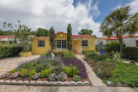 2315 SW 26th Ter Miami, FL 33133