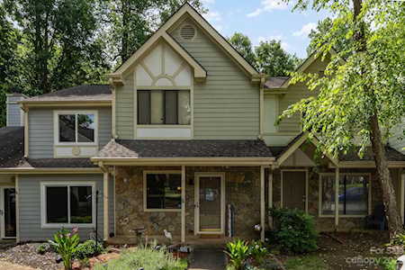4106 N Course Dr Charlotte, NC 28277