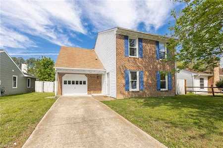 2516 Dellwood Dr Virginia Beach, VA 23454