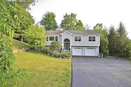 2 Roosa Lane Ossining, NY 10562
