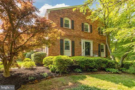 9208 Graceland Place Fairfax, VA 22031