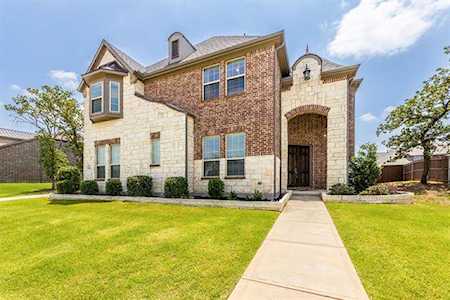408 Emerald Ridge Drive Keller, TX 76248