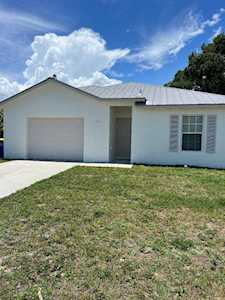 1862 NE 22nd Avenue Jensen Beach, FL 34957