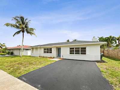 18 Tam O Shanter Lane Boca Raton, FL 33431