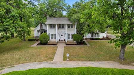 1824 Willowwood Street Denton, TX 76205