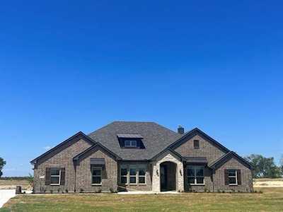 4208 Sanger Meadow Circle Sanger, TX 76266