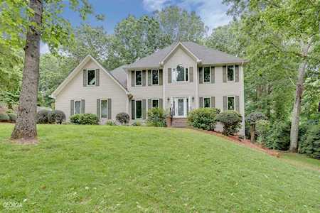 4502 Holly Forest Drive Gainesville, GA 30507