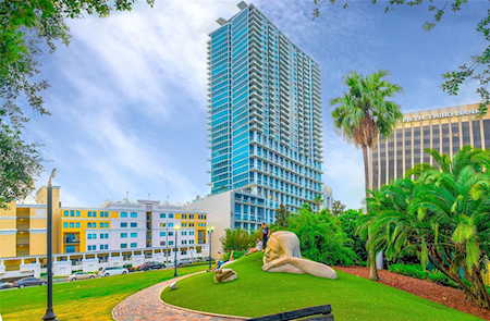 150 E Robinson St #29B-8 Orlando, FL 32801
