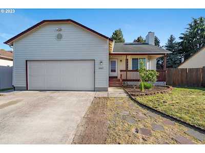 15617 NE Hickory ST Vancouver, WA 98682