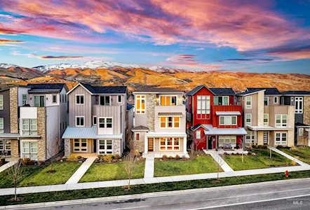 3740 S Millbrook Way Boise, ID 83716