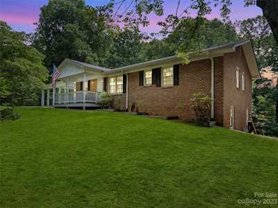 251 Laurel Circle Columbus, NC 28722