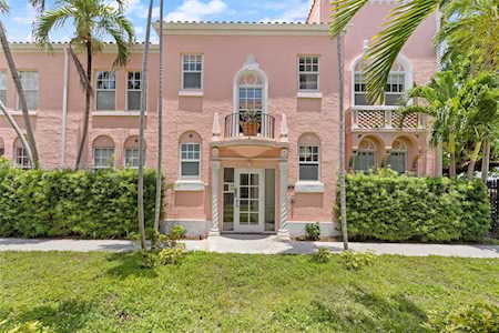 760 Meridian Ave #1 Miami Beach, FL 33139