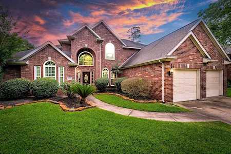9211 Memorial Grove Dr Spring, TX 77379